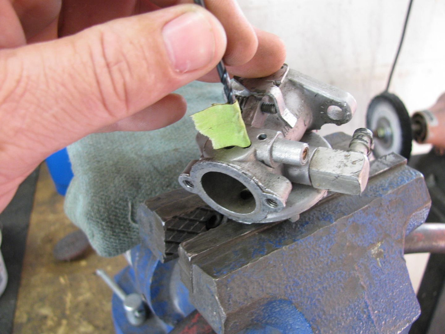 aftermarket OEM carb choke lever modification for the HS40